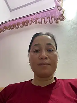 Snapshot of Loly_hana chatting on June 30, 2026, 12:17 pm Loly hana online show from June 30, 2026, 12:17 pm