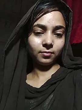 Snapshot of Simran_143 chatting on June 19, 2026, 4:11 pm Simran 143 online show from June 19, 2026, 4:11 pm