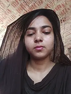 Snapshot of Simran_143 chatting on June 20, 2026, 4:15 am Simran 143 online show from June 20, 2026, 4:15 am