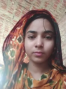 Snapshot of Simran_143 chatting on July 13, 2026, 4:26 am Simran 143 online show from July 13, 2026, 4:26 am