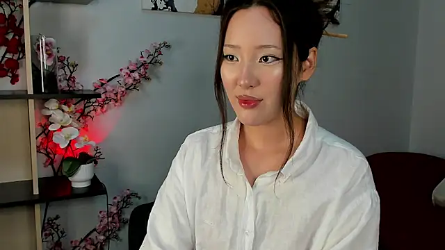 Snapshot of Lillie_sunn chatting on June 21, 2026, 10:01 pm Lillie sunn online show from June 21, 2026, 10:01 pm