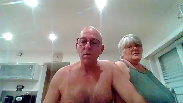coquinesensuel online show from July 14, 2026, 10:04 pm