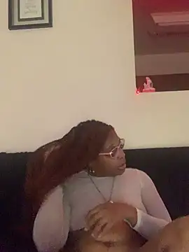 HypnotiqVibez online show from August 7, 2026, 4:25 am