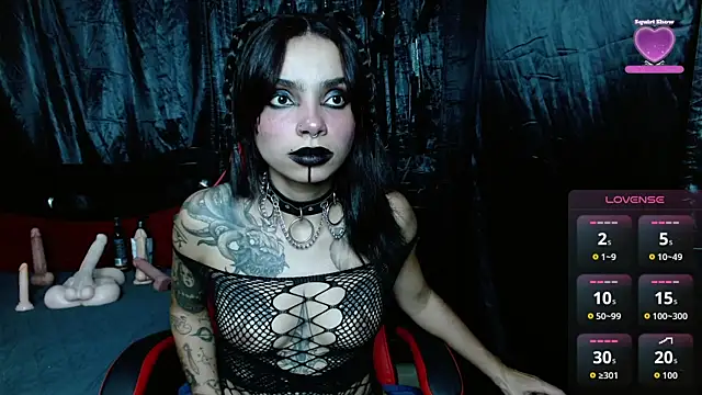 Snapshot of Electra_Darkkk chatting on July 1, 2026, 5:56 pm Electra Darkkk online show from July 1, 2026, 5:56 pm