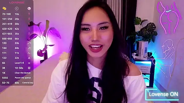 Bell PepperHot online show from July 28, 2026, 9:03 pm