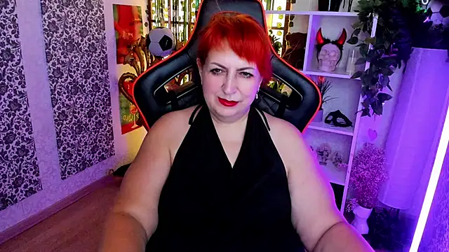 Joana Woods online show from July 25, 2026, 1:47 am