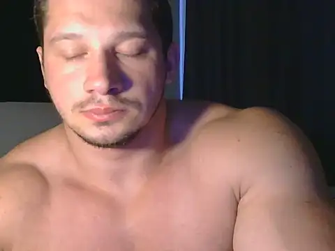 Snapshot of Body_777_ chatting on July 6, 2026, 1:52 pm Body 777 online show from July 6, 2026, 1:52 pm