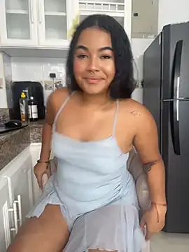 Snapshot of Anto_rossX_ chatting on August 1, 2026, 7:57 pm Anto rossX online show from August 1, 2026, 7:57 pm