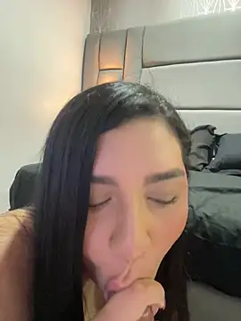 Snapshot of Salo_Angel__ chatting on June 23, 2026, 7:45 pm Salo Angel online show from June 23, 2026, 7:45 pm