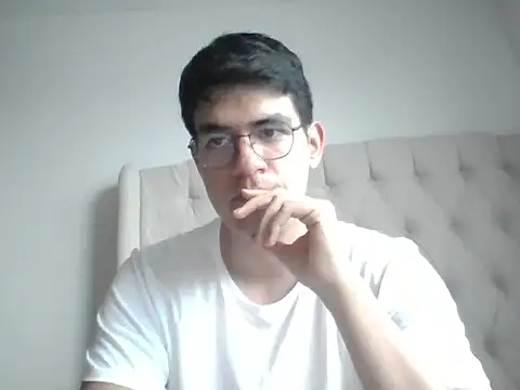 FernanHot69 online show from July 22, 2026, 12:35 am