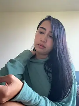 Ashleygross777 online show from August 1, 2026, 8:19 pm