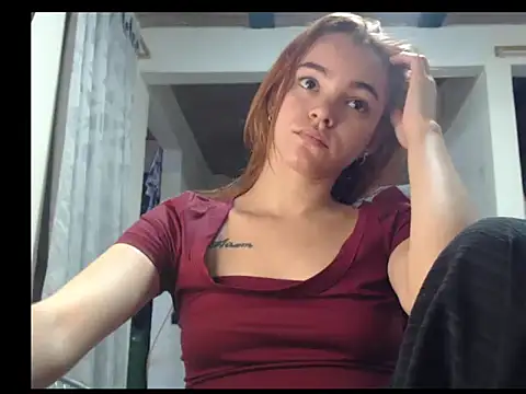 estrella-cutte online show from July 1, 2026, 12:51 pm
