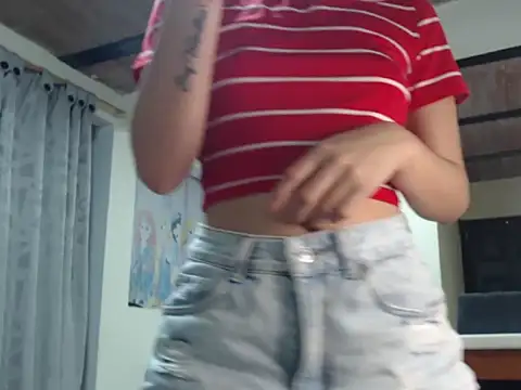 estrella-cutte online show from July 30, 2026, 2:38 pm