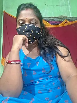 Curvy Twinkle online show from July 2, 2026, 5:46 am