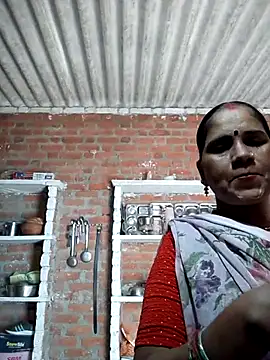 Snapshot of Hot_shiri chatting on August 3, 2026, 6:12 am Hot shiri online show from August 3, 2026, 6:12 am