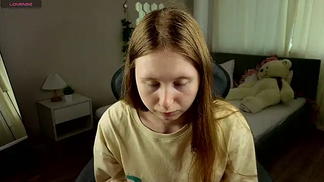 LiliTiny online show from July 8, 2026, 1:10 am