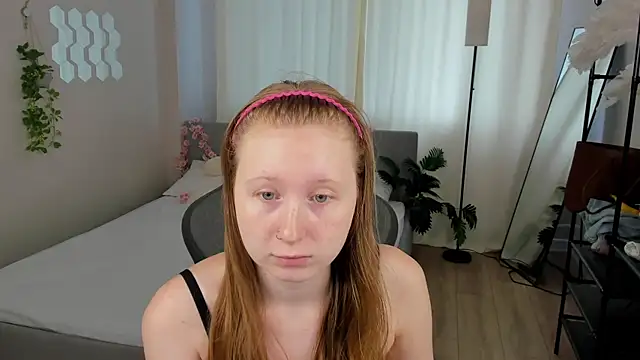 LiliTiny online show from July 29, 2026, 1:15 am