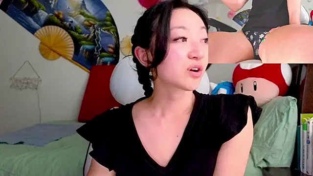 MySweetSofie online show from March 19, 2025, 5:30 am