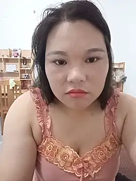 Snapshot of Holy-mi chatting on June 26, 2026, 1:54 am Holy-mi online show from June 26, 2026, 1:54 am