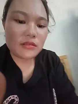 Snapshot of Holy-mi chatting on July 21, 2026, 5:21 am Holy-mi online show from July 21, 2026, 5:21 am