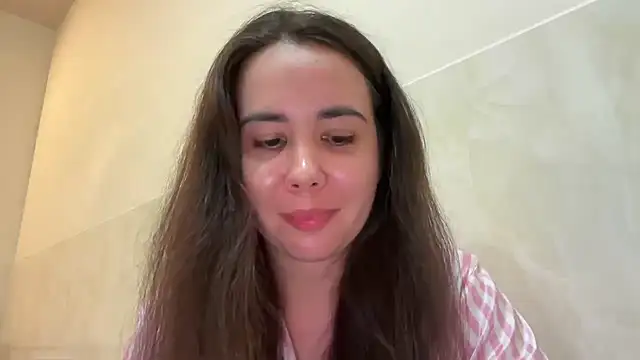 Rionetta online show from June 27, 2026, 3:39 pm