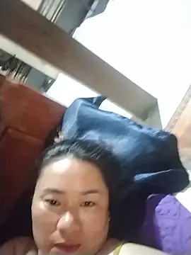 Lily Trinh online show from June 22, 2026, 4:26 pm