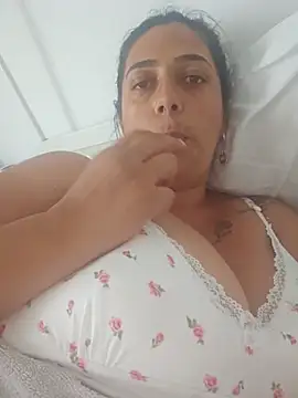 Snapshot of Cataleya_Leya chatting on July 6, 2026, 4:53 pm Cataleya Leya online show from July 6, 2026, 4:53 pm