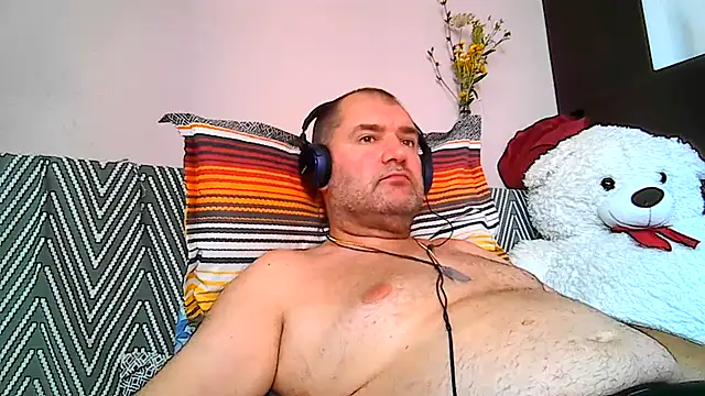 CristianDaniel78 online show from August 9, 2026, 4:01 pm