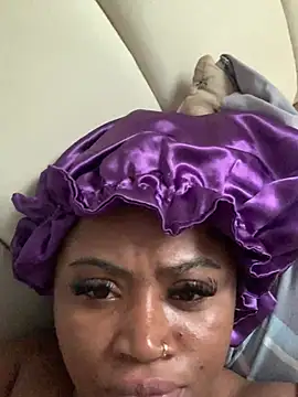 sqirtttqueen online show from June 24, 2026, 2:38 pm