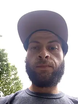 shanejunior1992 online show from June 22, 2026, 2:03 pm