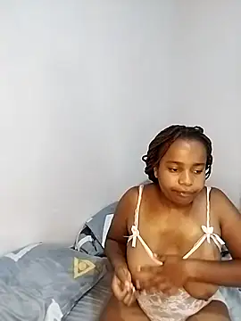 CurvyCharmsTush online show from June 30, 2026, 8:43 pm