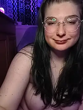 Snapshot of starfucker420XO chatting on July 26, 2026, 7:15 am starfucker420XO online show from July 26, 2026, 7:15 am