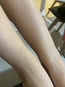 feetlilly online show from June 22, 2026, 12:13 am