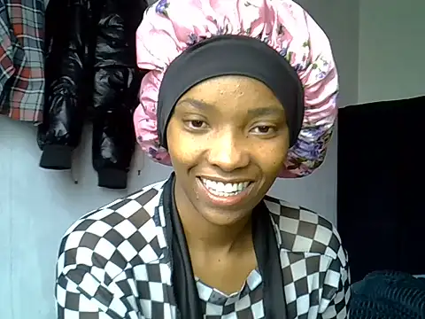 pretty jaz online show from June 24, 2026, 7:40 am
