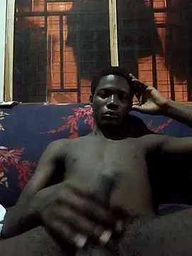 Snapshot of loLouis chatting on July 1, 2026, 12:56 am loLouis online show from July 1, 2026, 12:56 am