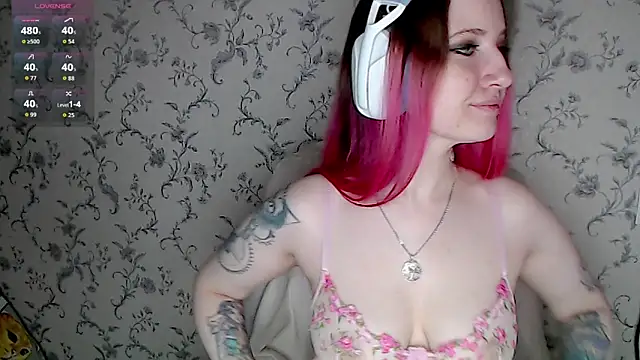 Tastycherrypie online show from August 4, 2026, 11:02 am