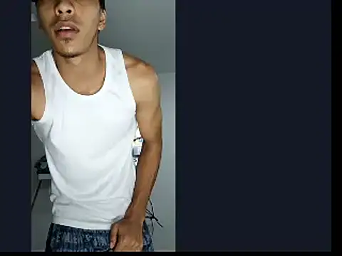 Snapshot of alien_bigck chatting on August 8, 2026, 9:50 pm alien bigck online show from August 8, 2026, 9:50 pm