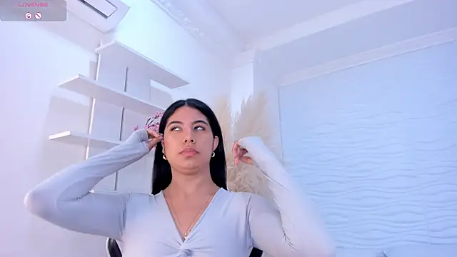 AylinLove  online show from July 16, 2026, 11:49 am