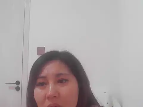 cutelyyyx online show from June 29, 2026, 7:36 am