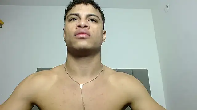 Snapshot of Jose_And_Daniel chatting on July 31, 2026, 1:27 am Jose And Daniel online show from July 31, 2026, 1:27 am
