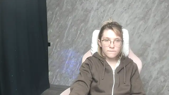 Reginasmilee online show from January 23, 2025, 9:29 am