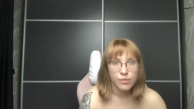 Reginasmilee online show from January 30, 2025, 3:19 pm