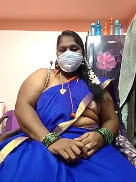 Snapshot of yalini1431 chatting on July 6, 2026, 7:49 pm yalini1431 online show from July 6, 2026, 7:49 pm