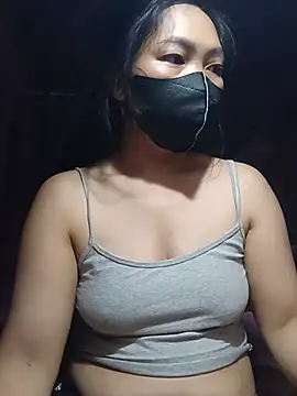 Snapshot of Hiha-nn chatting on July 9, 2026, 10:36 pm Hiha-nn online show from July 9, 2026, 10:36 pm
