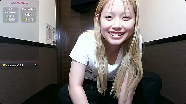 ichigochan2 online show from July 17, 2026, 4:41 am