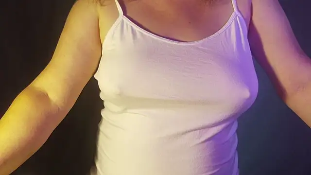 Snapshot of sexynipl chatting on July 28, 2026, 3:21 pm sexynipl online show from July 28, 2026, 3:21 pm