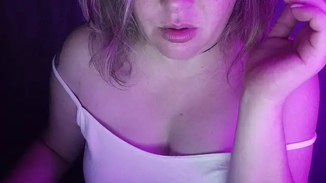 Snapshot of sexynipl chatting on July 28, 2026, 10:20 pm sexynipl online show from July 28, 2026, 10:20 pm