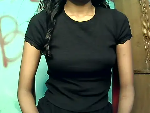 Siyaralove online show from June 28, 2026, 11:49 am