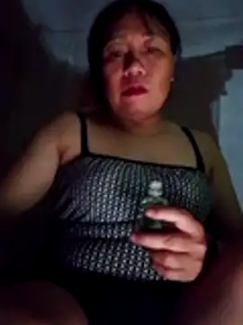 Moon squirtt online show from July 10, 2026, 1:58 pm