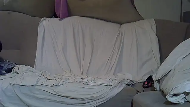 Snapshot of GariQNight chatting on January 15, 2026, 6:55 pm GariQNight online show from January 15, 2026, 6:55 pm